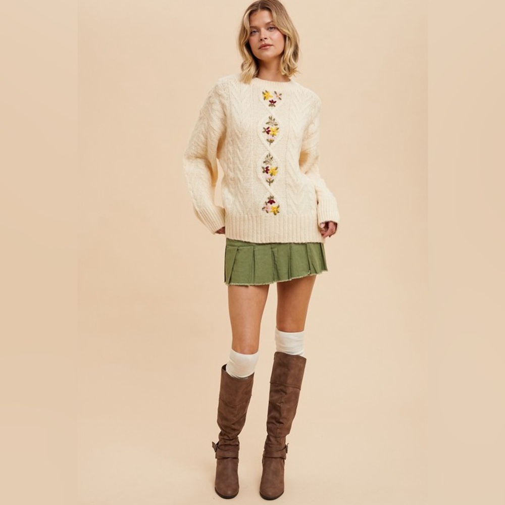 New Floral Embroidered Vanilla Cream Sweater - Picture 1 of 13